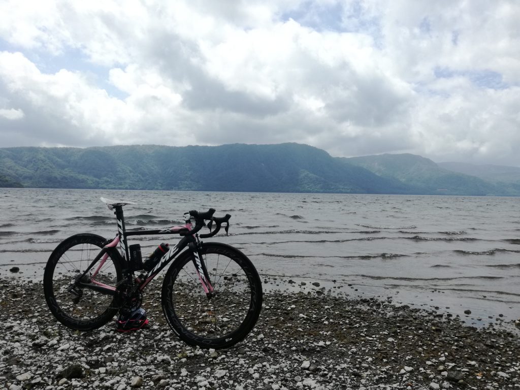 81 発荷峠 奥入瀬渓流でヒルクライム 自転車で走る 癒しの空間